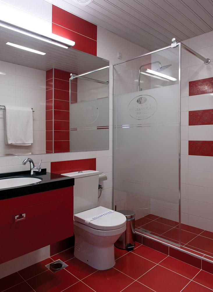 Tcc Grand Plaza Hotel Skopje Extérieur photo