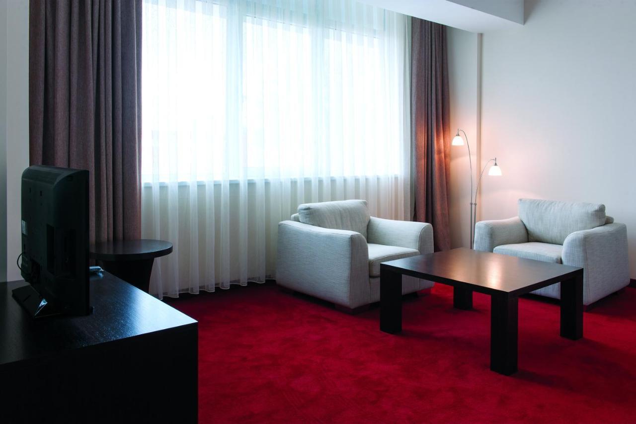Tcc Grand Plaza Hotel Skopje Chambre photo